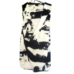 Black And White Juma style sleeveless blouse